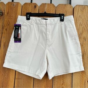Women’s Banana Republic Chino Casual Shorts NWT